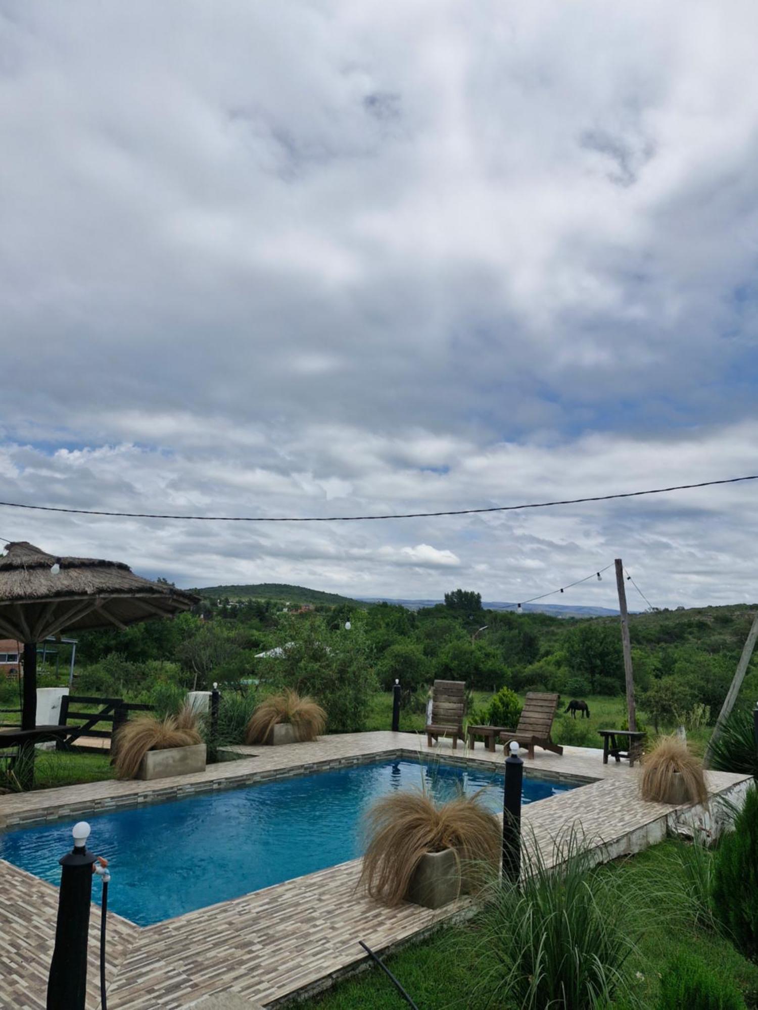 El Rincon De Jose Luis - Cabanas Y Restaurante Tanti Ngoại thất bức ảnh