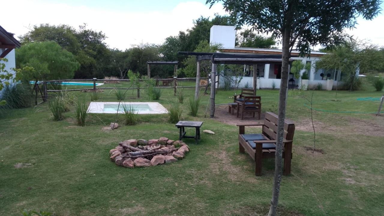 El Rincon De Jose Luis - Cabanas Y Restaurante Tanti Ngoại thất bức ảnh