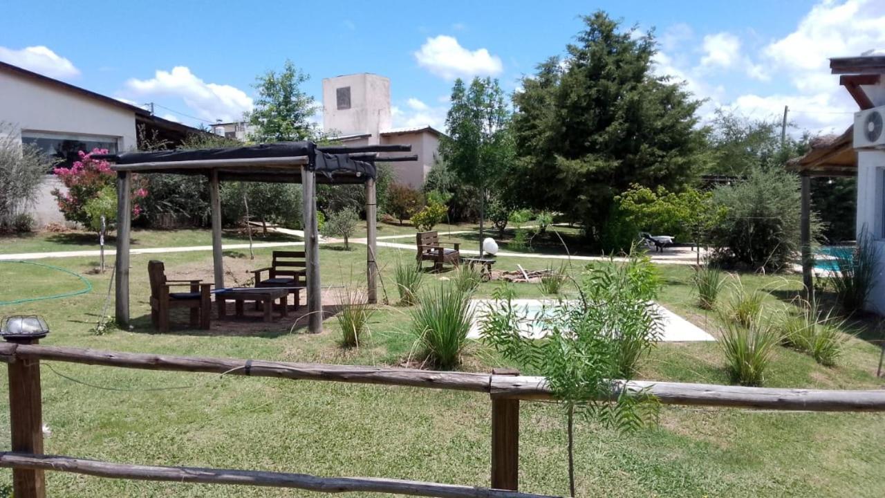 El Rincon De Jose Luis - Cabanas Y Restaurante Tanti Ngoại thất bức ảnh